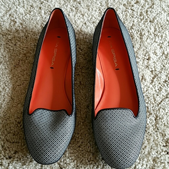 Via Spiga Shoes - Via spiga shoes size 6